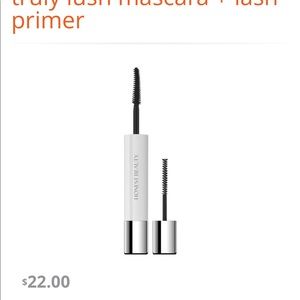 Black mascara and primer - The Honest Company